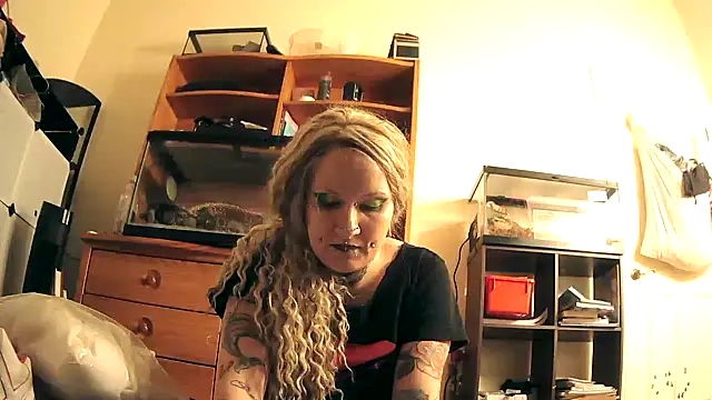 dejadeloree online show from 02.05.25