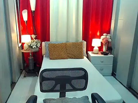 BedtimeMistress online show from 10.06.25