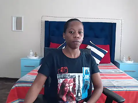 Snapshot of QUEENMANDYY chatting on 03.24.26 QUEENMANDYY online show from 03.24.26