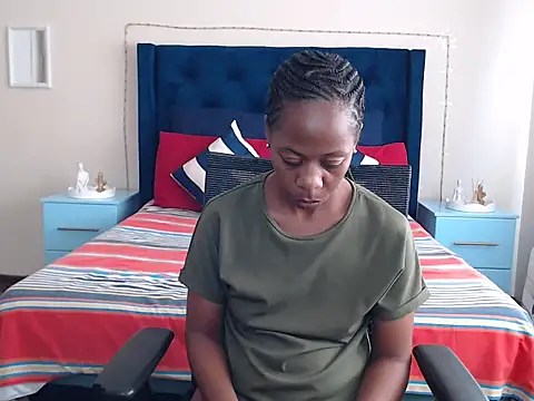 Snapshot of QUEENMANDYY chatting on 03.26.26 QUEENMANDYY online show from 03.26.26