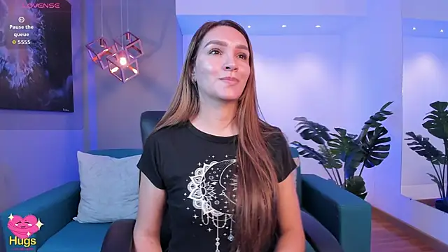 miataylorr1 online show from 11.12.25