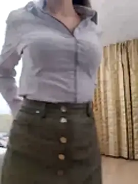 baby sweet girl  online show from 10.10.25