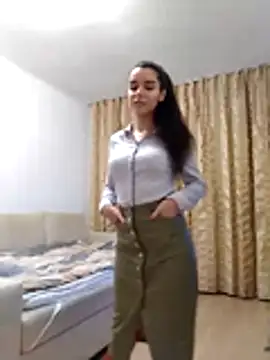 baby sweet girl  online show from 11.15.25