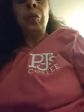 Susannemilf online show from 12.18.25