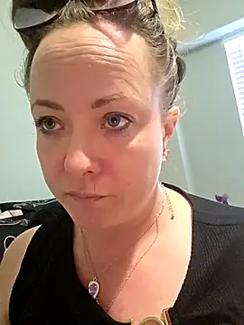 julimonroe online show from 03.22.26