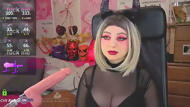 StellaMilla online show from 10.30.25