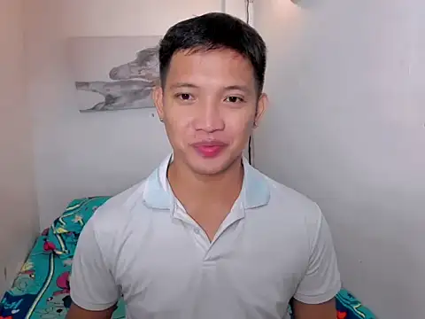 xSebastian19 online show from 09.17.25