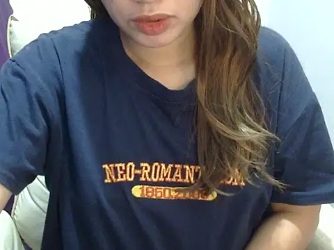    zurIII09  online show from 02.22.26