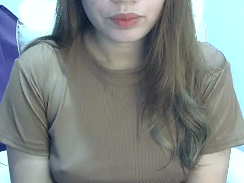    zurIII09  online show from 03.06.26