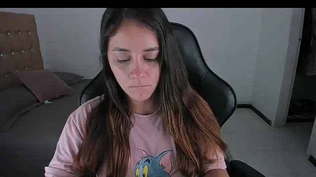 EmmaGrace1999 online show from 12.06.24