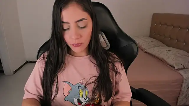 EmmaGrace1999 online show from 05.01.26