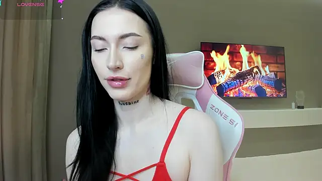 JenniferQueen11 online show from 02.28.26