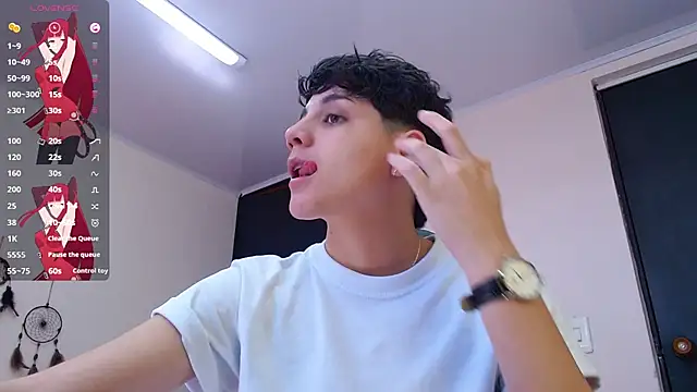 bad giirl  online show from 12.16.24