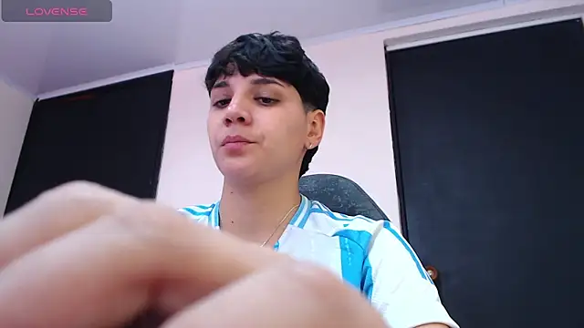 bad giirl  online show from 12.18.24