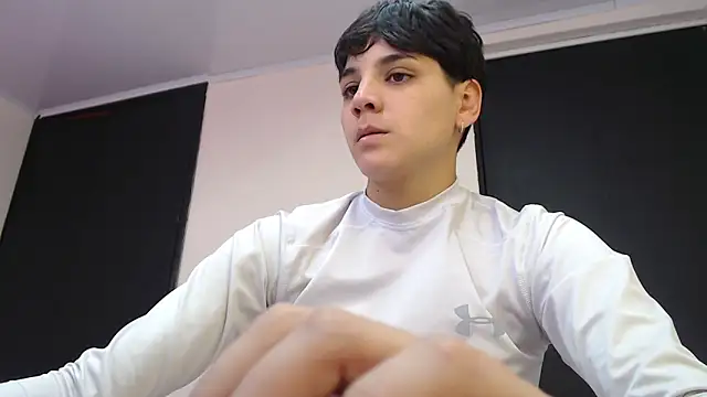 bad giirl  online show from 02.11.25