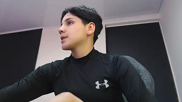 bad giirl  online show from 02.20.25