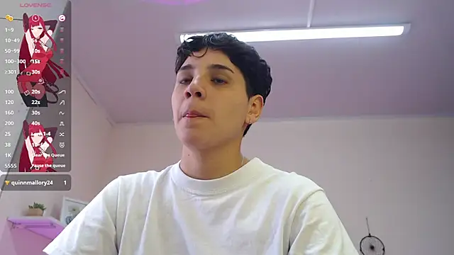 bad giirl  online show from 02.21.25