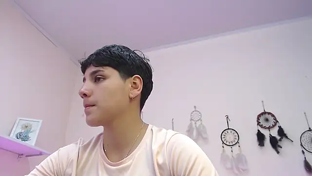 bad giirl  online show from 03.21.25