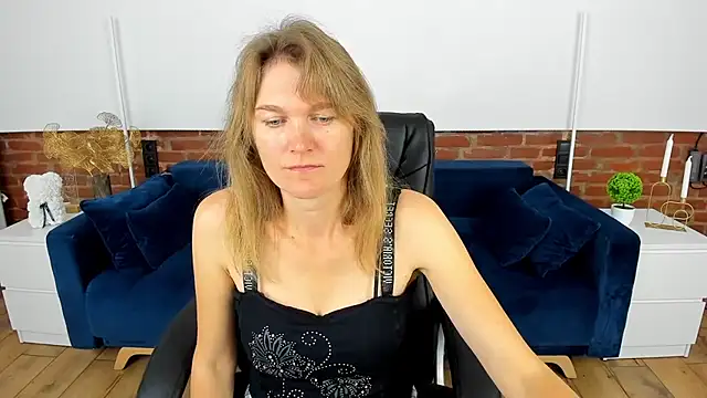 Snapshot of Anabell_xxx chatting on 09.27.25 Anabell xxx online show from 09.27.25