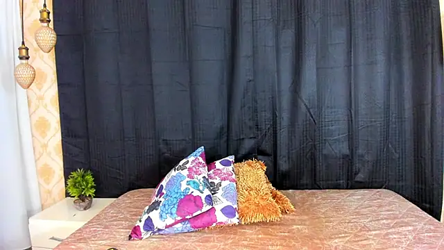 DENISE WOLFE online show from 03.17.25