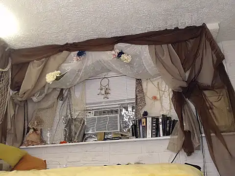 MaxiMillz online show from 10.20.25