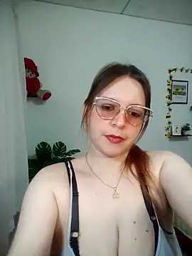 lorenitabella online show from 03.06.26