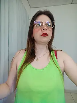 Snapshot of lorenitabella chatting on 06.24.26 lorenitabella online show from 06.24.26