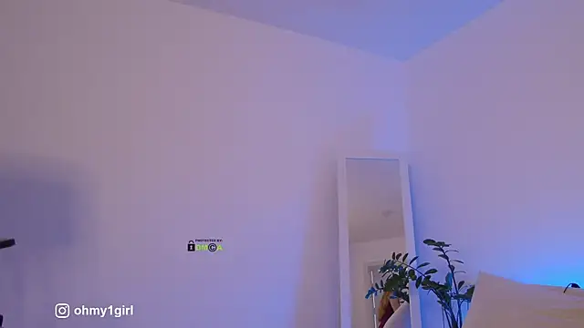 Fallinlove1 online show from 11.10.25