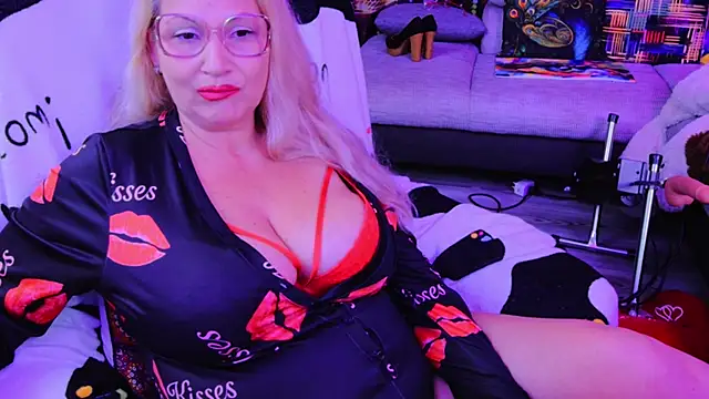 mature lisa naughty online show from 09.14.25