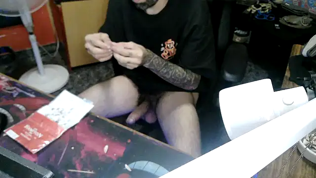 Snapshot of zorrito86 chatting on 10.18.25 zorrito86 online show from 10.18.25