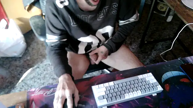 Snapshot of zorrito86 chatting on 11.28.25 zorrito86 online show from 11.28.25