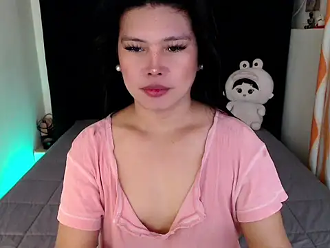 Angelic Fuckerxxx online show from 10.28.25