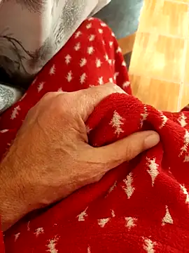 feet toes online show from 04.27.26