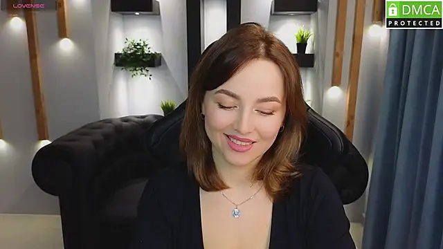 Snapshot of Mira_Mermayd chatting on 02.08.25 Mira Mermayd online show from 02.08.25