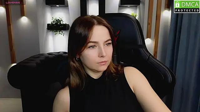 Snapshot of Mira_Mermayd chatting on 02.28.25 Mira Mermayd online show from 02.28.25