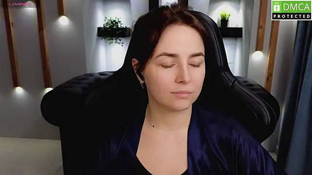Snapshot of Mira_Mermayd chatting on 03.21.25 Mira Mermayd online show from 03.21.25