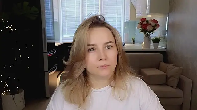 Mira Mermayd online show from 03.18.26