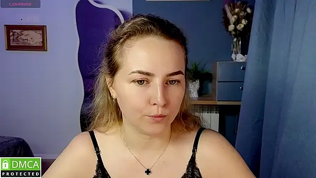 Snapshot of Mira_Mermayd chatting on 06.12.26 Mira Mermayd online show from 06.12.26