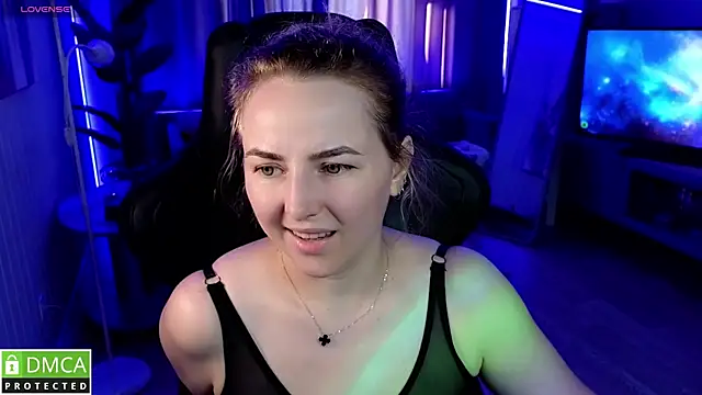 Snapshot of Mira_Mermayd chatting on 06.13.26 Mira Mermayd online show from 06.13.26