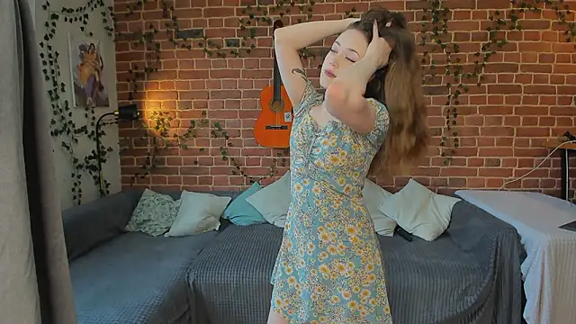 Snapshot of yamy_yamy_yamy chatting on 02.19.26 yamy yamy yamy online show from 02.19.26