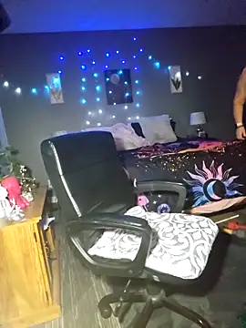 Snapshot of ladonnastarr chatting on 03.10.25 ladonnastarr online show from 03.10.25