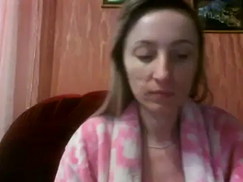 Snapshot of Biddy_Alana chatting on 12.25.24 Biddy Alana online show from 12.25.24