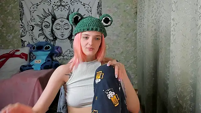 Cutie Adelia online show from 01.27.25