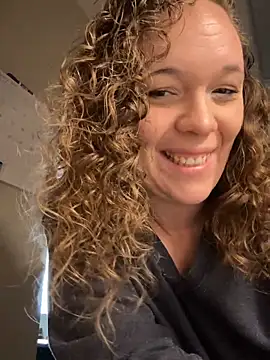 Snapshot of AuroraSummers chatting on 02.11.26 AuroraSummers online show from 02.11.26