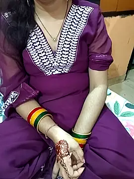 Snapshot of Diya_143 chatting on 05.12.26 Diya 143 online show from 05.12.26