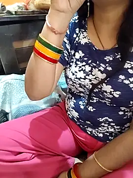 Snapshot of Diya_143 chatting on 05.16.26 Diya 143 online show from 05.16.26