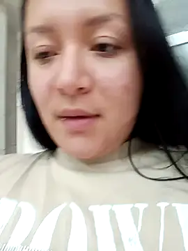 Arisha34 online show from 12.25.24