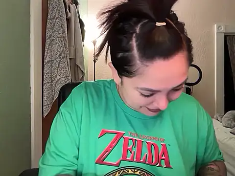 nativepumpkin95 online show from 11.18.25