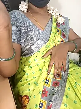 Tamil-hotwife online show from 03.04.25