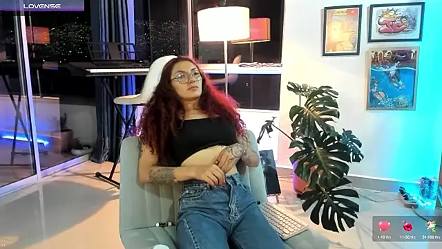 Snapshot of tastymeli chatting on 12.09.24 tastymeli online show from 12.09.24